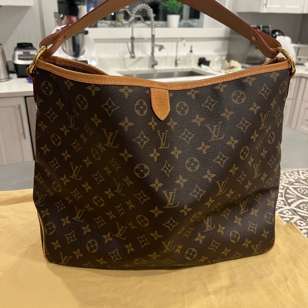 LOUIS VUITTON Monogram Delightful MM